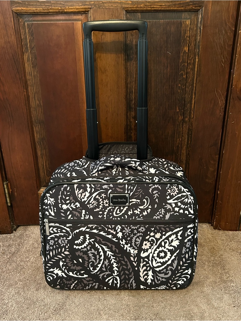 Vera Bradley Black and White Paisley Rolling Carry-On *READ*